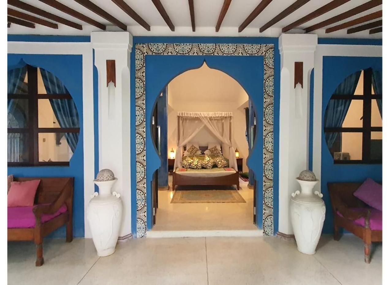 Blue Garden Boutique Hotel Jepara Exterior photo